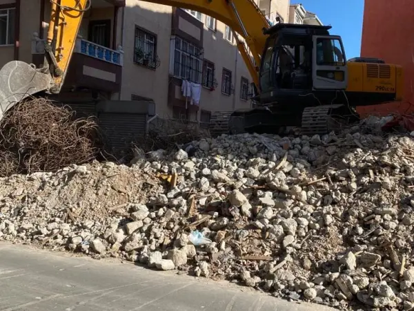 Bağcılar Barbaros: mevcut yapının yıkımı