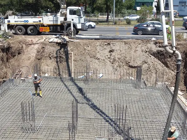 Samsun yapım aşaması: temel betonu dökümü
